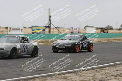 media/Jun-01-2025-CalClub SCCA (Sun) [[eae223c5dd]]/Group 5/Race (Front Straight)/